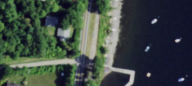 1926 Lakeshore Rd