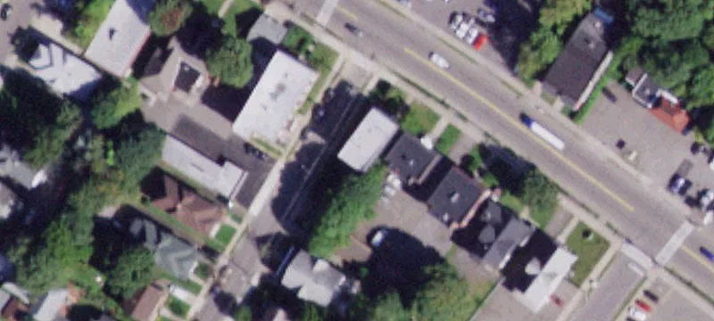 325 Main St
