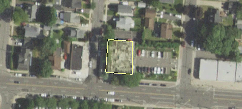 185 Merrick Rd