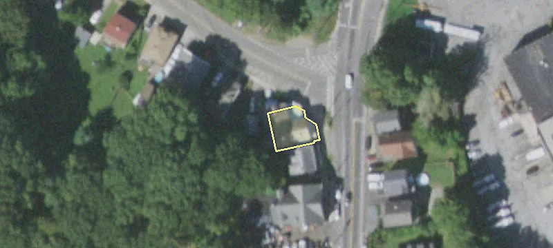 3220 Albany Post Rd