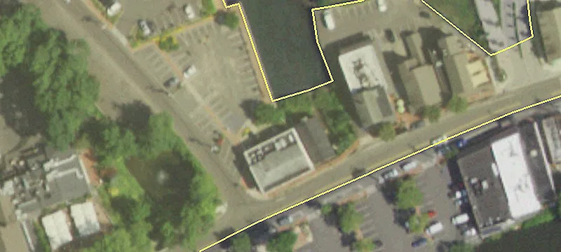 1345 Old Northern Blvd