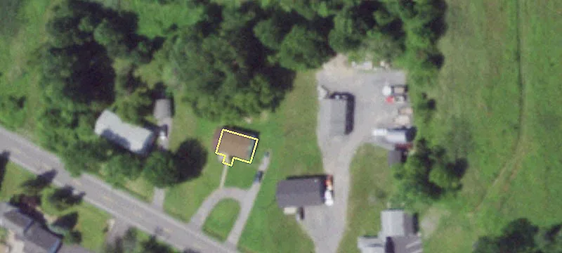 7048 Manlius Rd