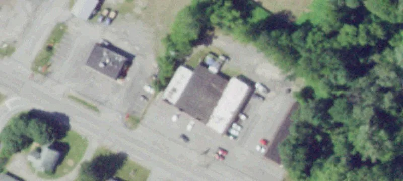 9835 Riv Rdns