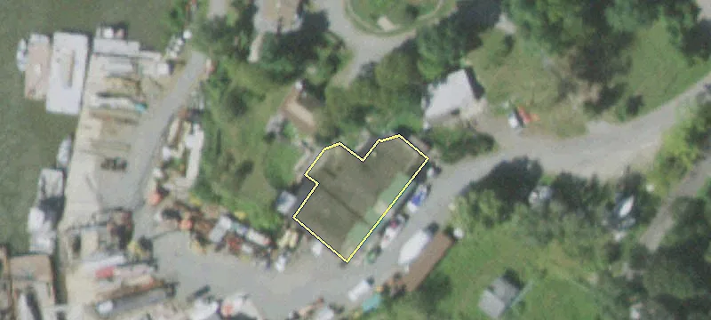 28 Madeline Ave