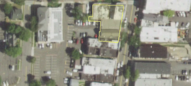 100 Deer Park Ave
