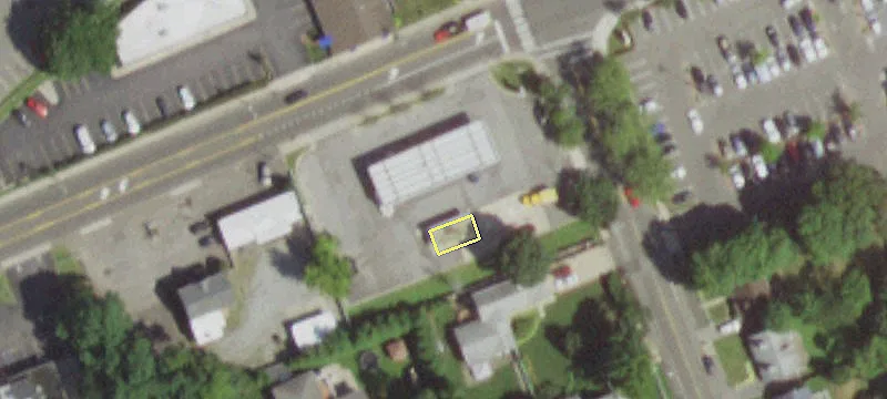 412 Ft Salonga Rd