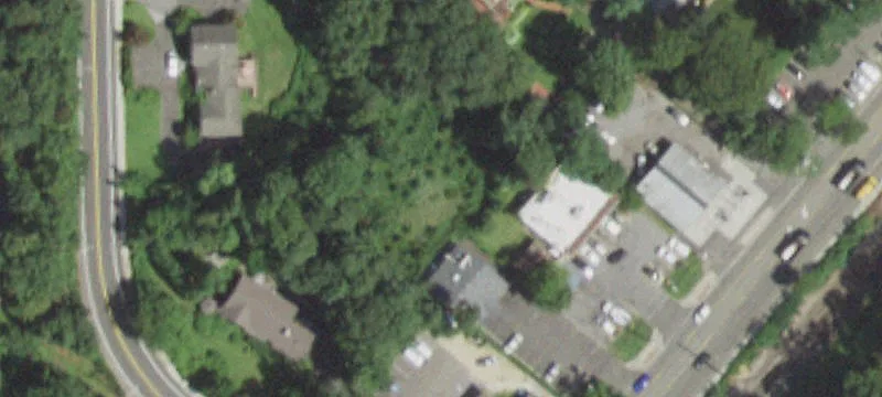 40 Country Rd