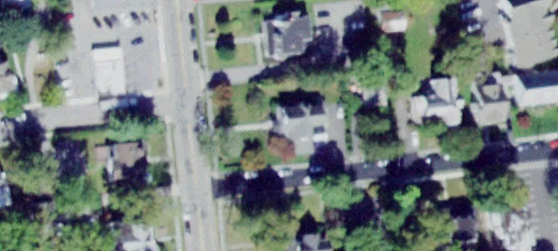 13 Oakland Ave