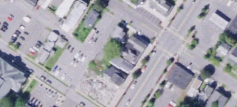 313 James St