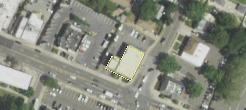 175 Merrick Rd