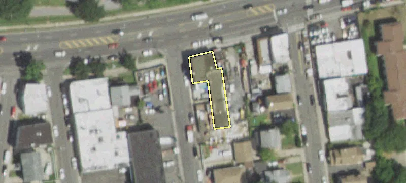 353 Hempstead Tpke