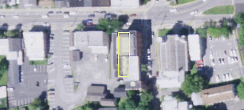 7 College St