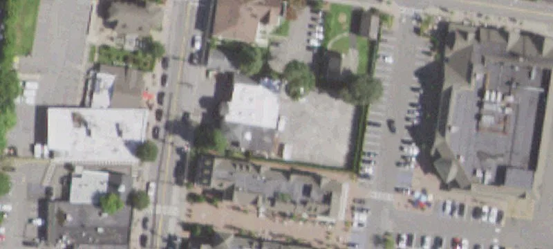 410 Main St