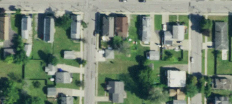 39 Laverack Ave