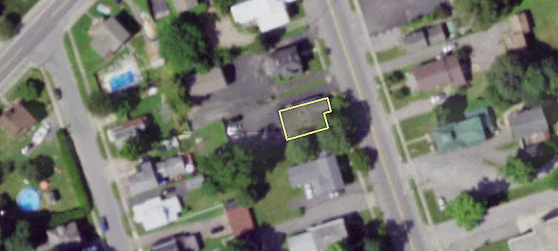 653 Main St