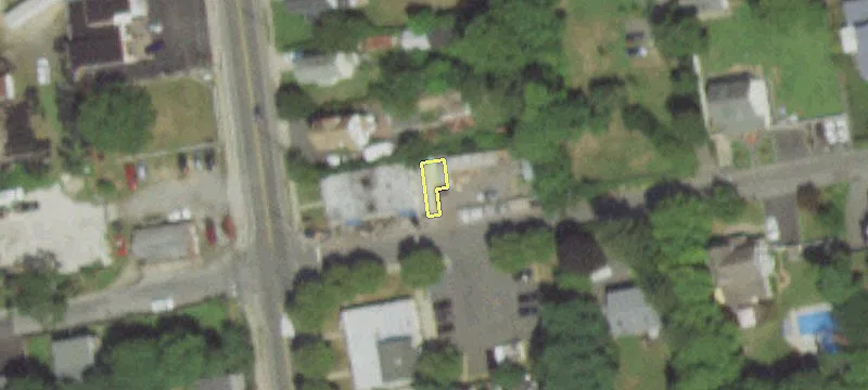 49 Carleton Ave