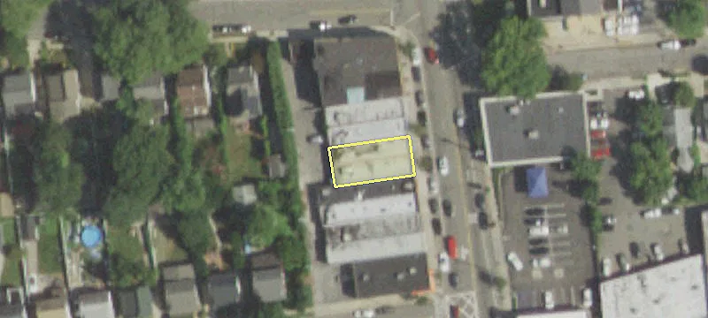 481 Willis Ave