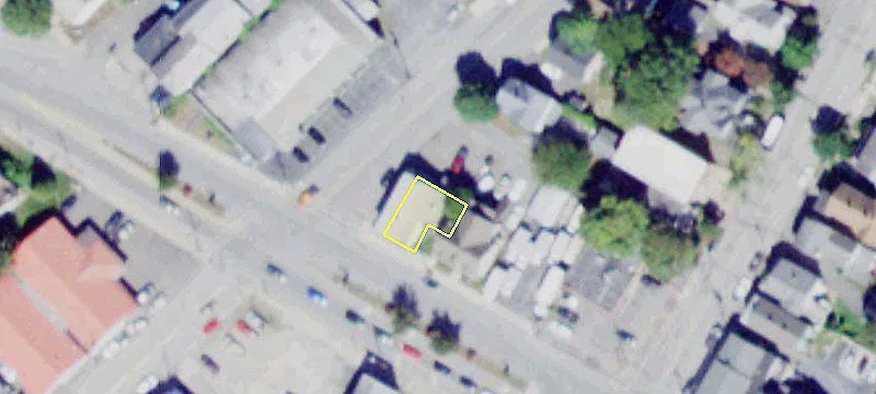 11-15 Main St