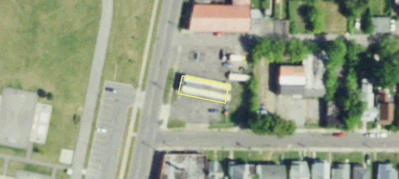 1102 Whitney Ave