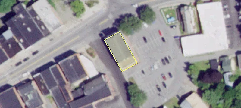 11-15 Main St