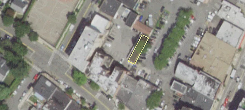 153 Larchmont Ave