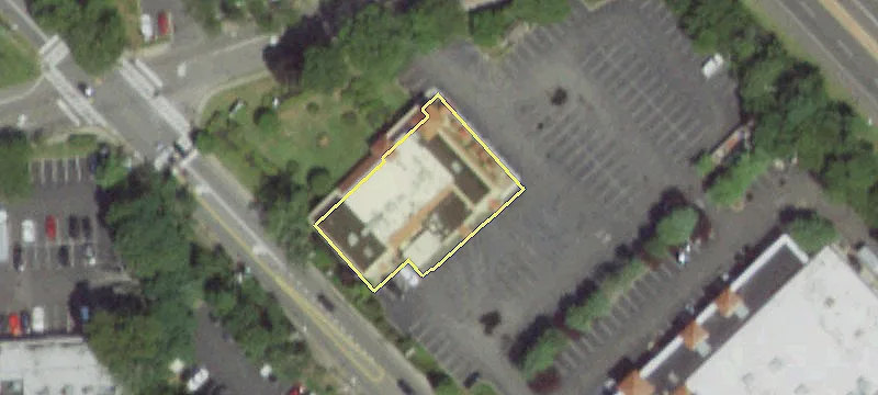 400 Furrows Rd