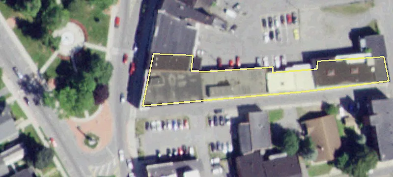 142-146 Main St