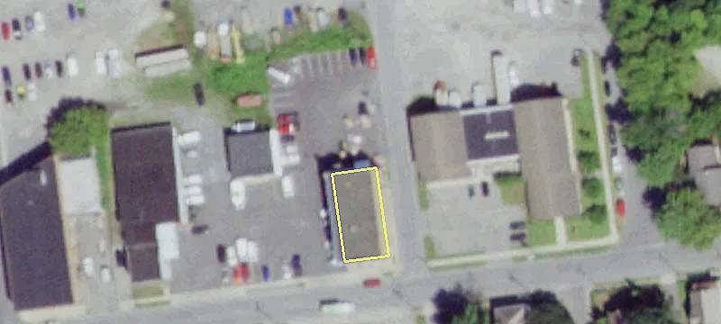 190 Maple St