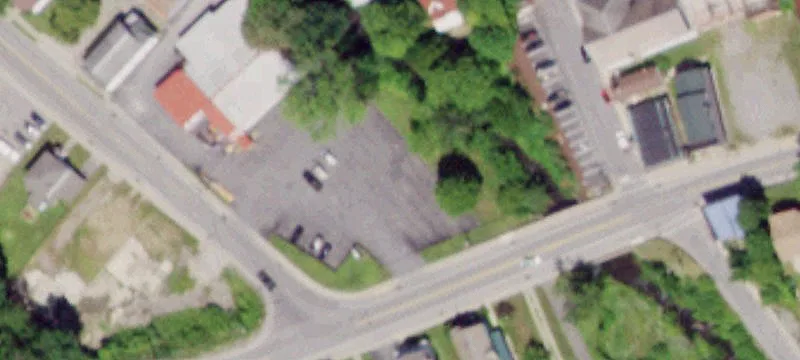 204 Maple St
