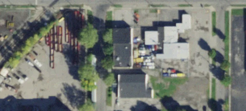 16 Lincoln Ave
