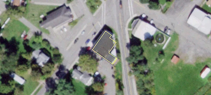 3 Waverly St