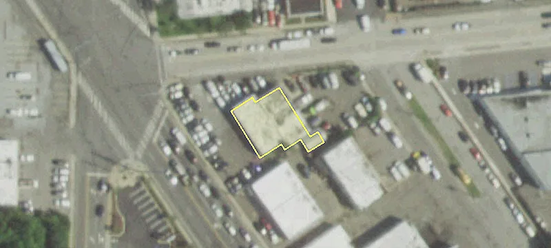 735 Broadway