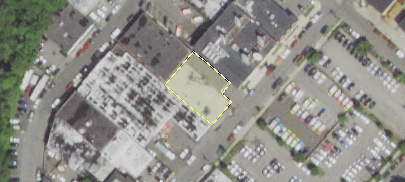 619 Ctr Ave