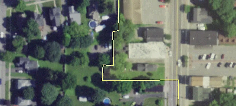 12 Main St