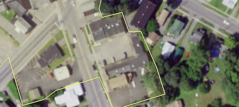 662 Main St