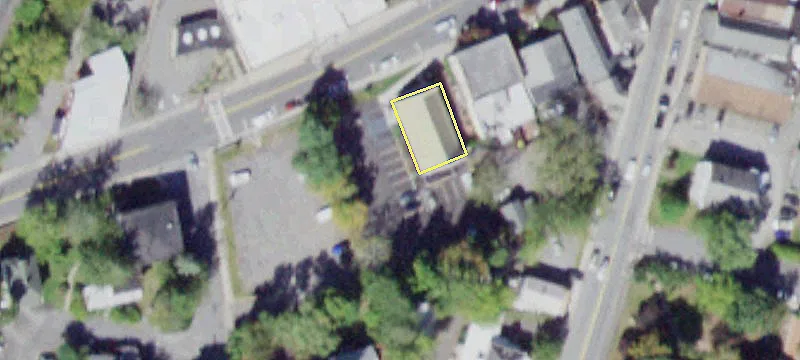 28 Main St