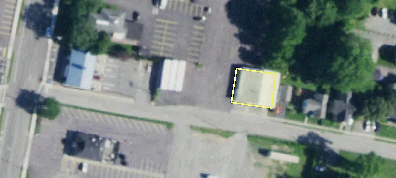 305 School St