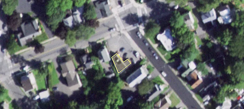 46 Lucas Ave
