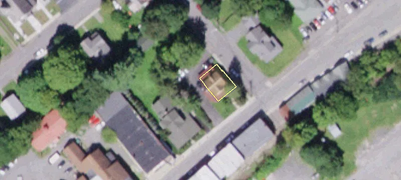835 Main St