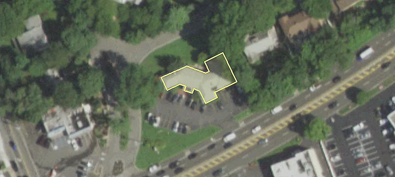 1077 Northern Blvd