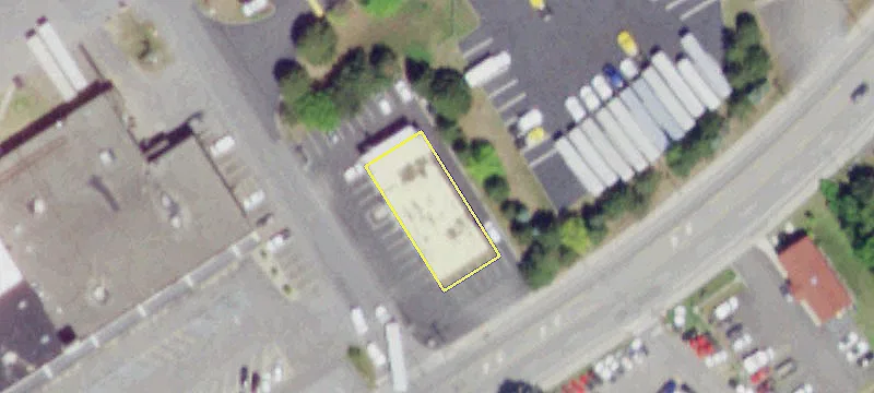 69 Fuller Rd