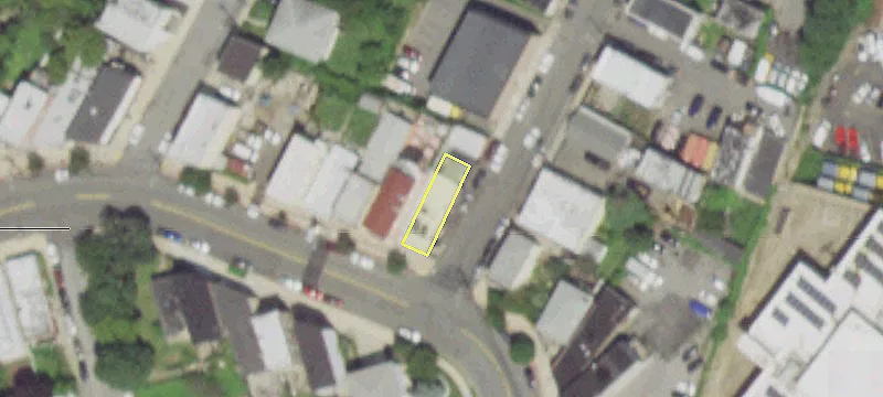 889 Midland Ave