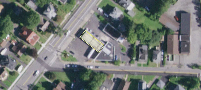 370 Albany Ave