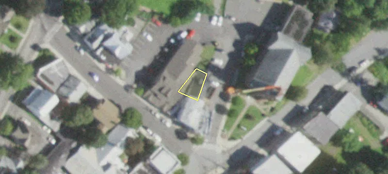 13 Main St