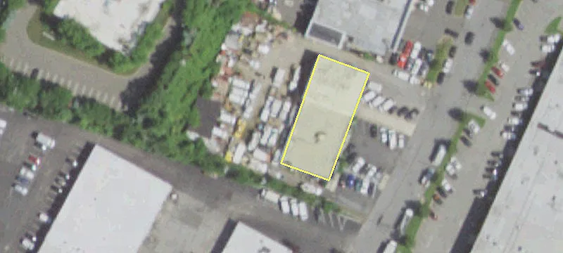 300 Newtown Rd
