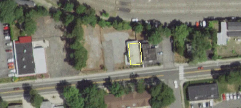 1107 Hallock Ave