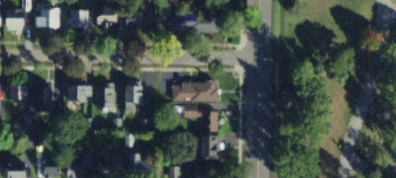 2201 Dewey Ave