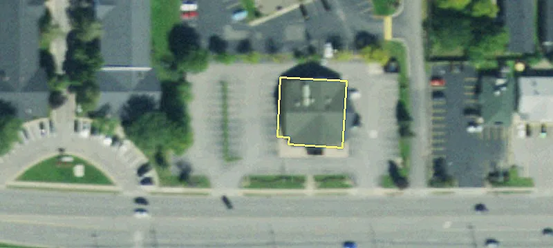 800 Maple Rd