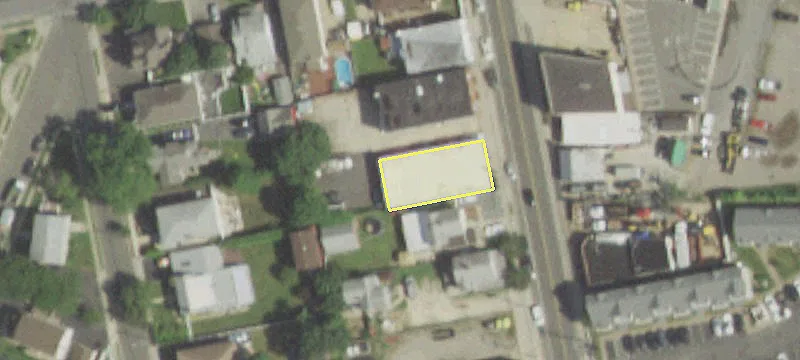 33 Frnt St