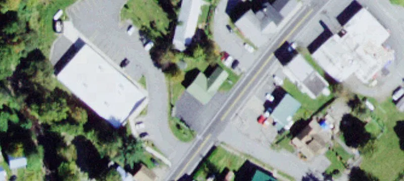 98 Main St